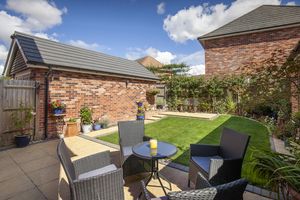 Garden_30HTG- click for photo gallery